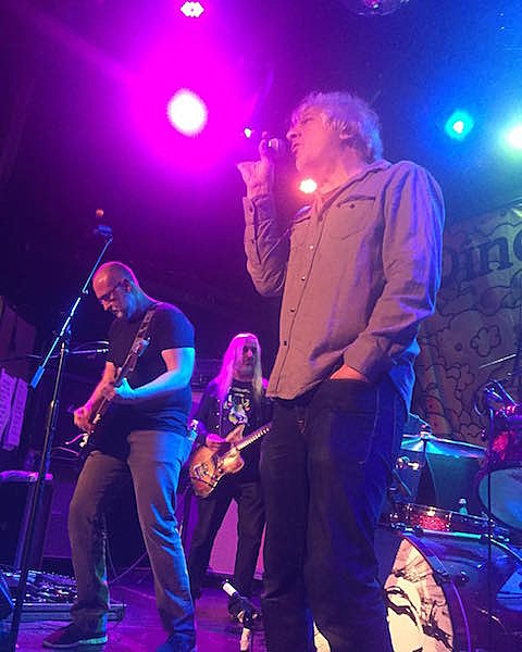 Dinosaur Jr covered Husker Du w/ Bob Mould on night 4 of #Dino30 ++ Lee Ranaldo & more guests (setlist / video)