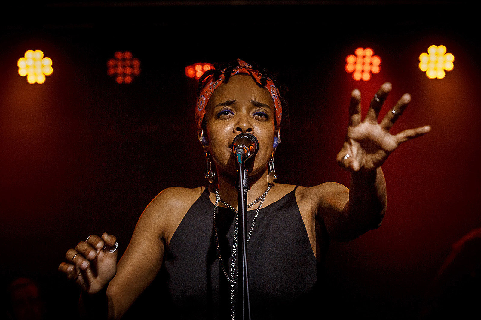 Chance made a video with Jamila Woods, doing a talk in Chicago (like Solange & Vince Staples)