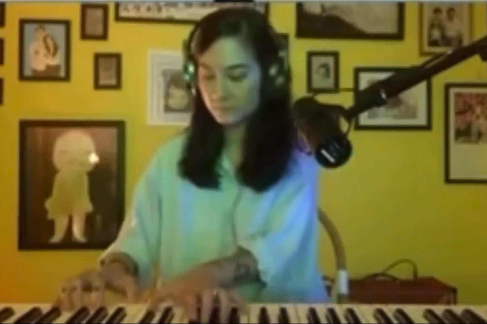 watch Japanese Breakfast play new songs & cover Randy Newman & Yoko Ono