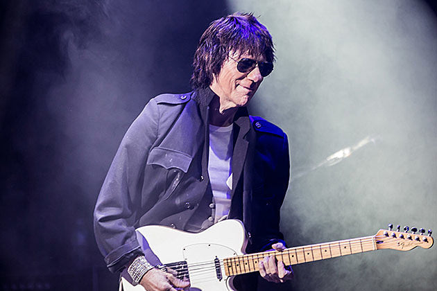 Jeff Beck played The Capitol Theatre (pics, setlist, video), playing more NY-area shows this week & other tour dates
