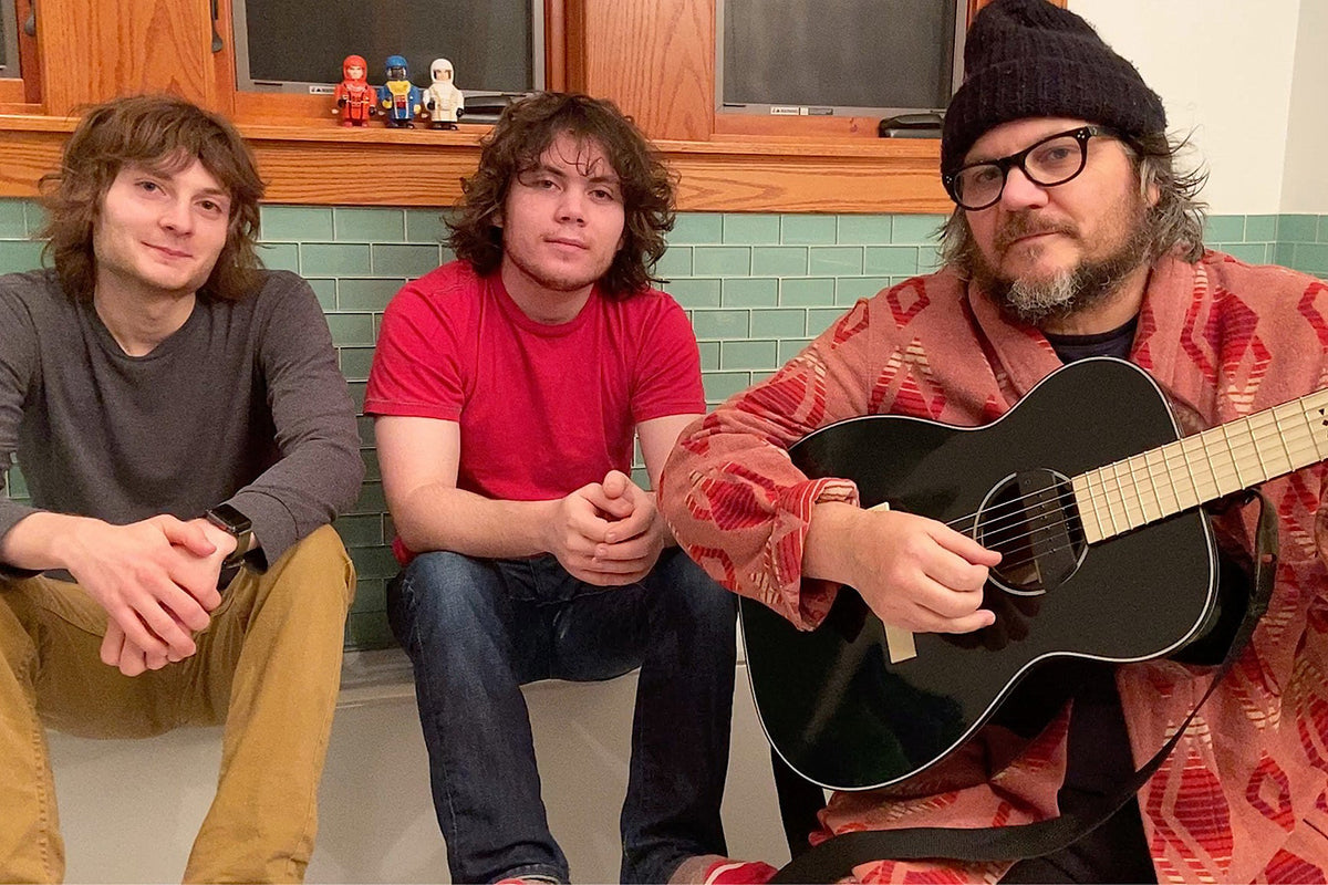 Jeff Tweedy & his sons soundtrack new HBO documentary ‘Showbiz Kids’ (watch trailer)