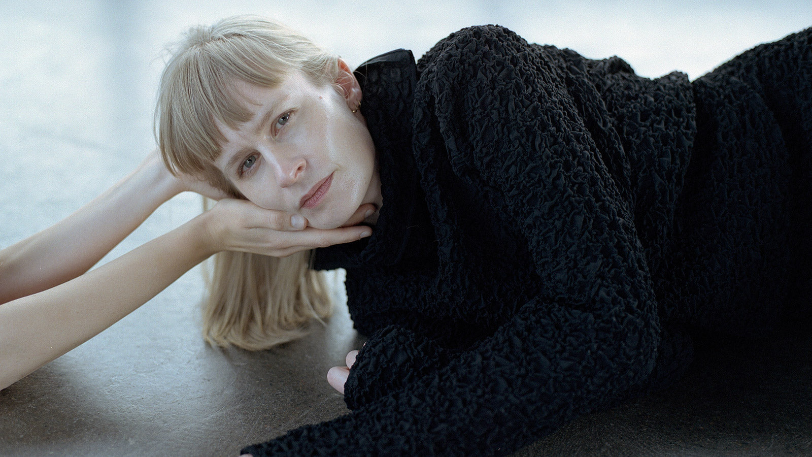 Jenny Hval announces new LP, shares “To be a rose”