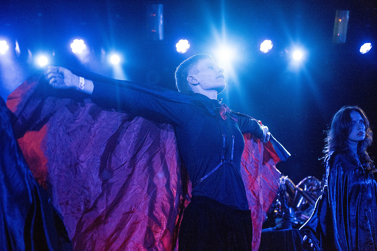 Jenny Hval & dancers played an elaborate ‘Blood Bitch’ release show at LPR (pics)