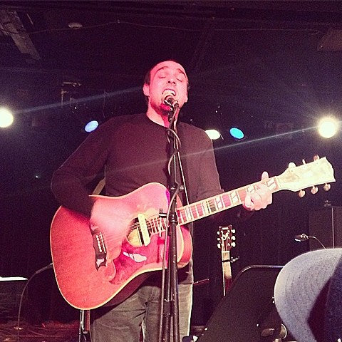 watch Jeremy Enigk play his first solo show in a while, cover Pink Floyd ++ cover The Police with Mark Nichols