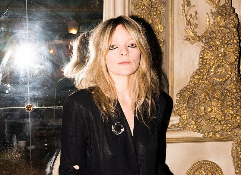 Jessica Pratt shares “Aeroplane,” announces tour