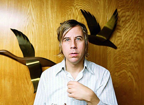 John Vanderslice reissuing ‘Mass Suicide Occult Figurines’ with a new song & a Songs: Ohia cover (listen)