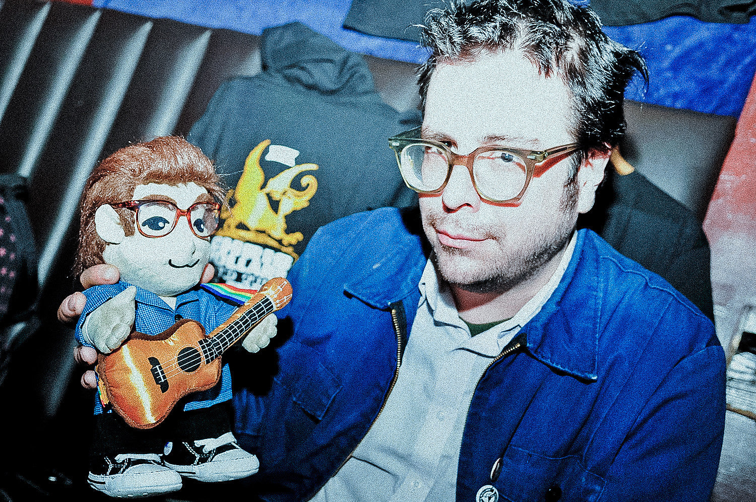 Jon Snodgrass preps LP ft. mems of Descendents, Rise Against, Lagwagon, more (new video)
