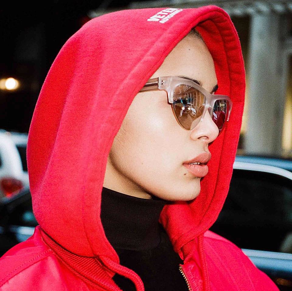 Jorja Smith playing MHOW before touring with Bruno Mars