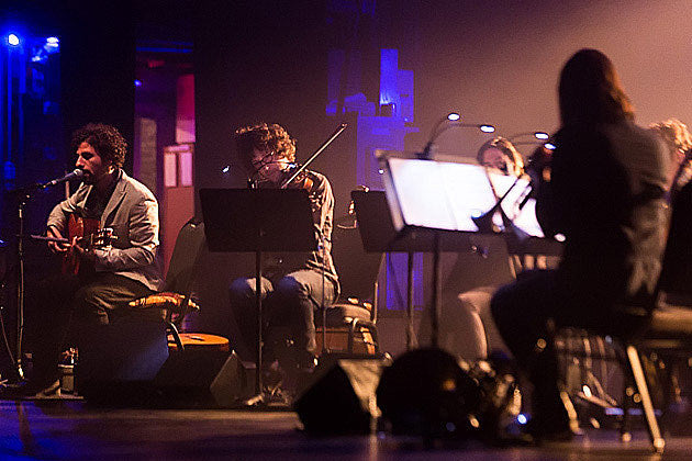 Jose Gonzalez w/ yMusic @ Beacon Theatre (pics / setlist)