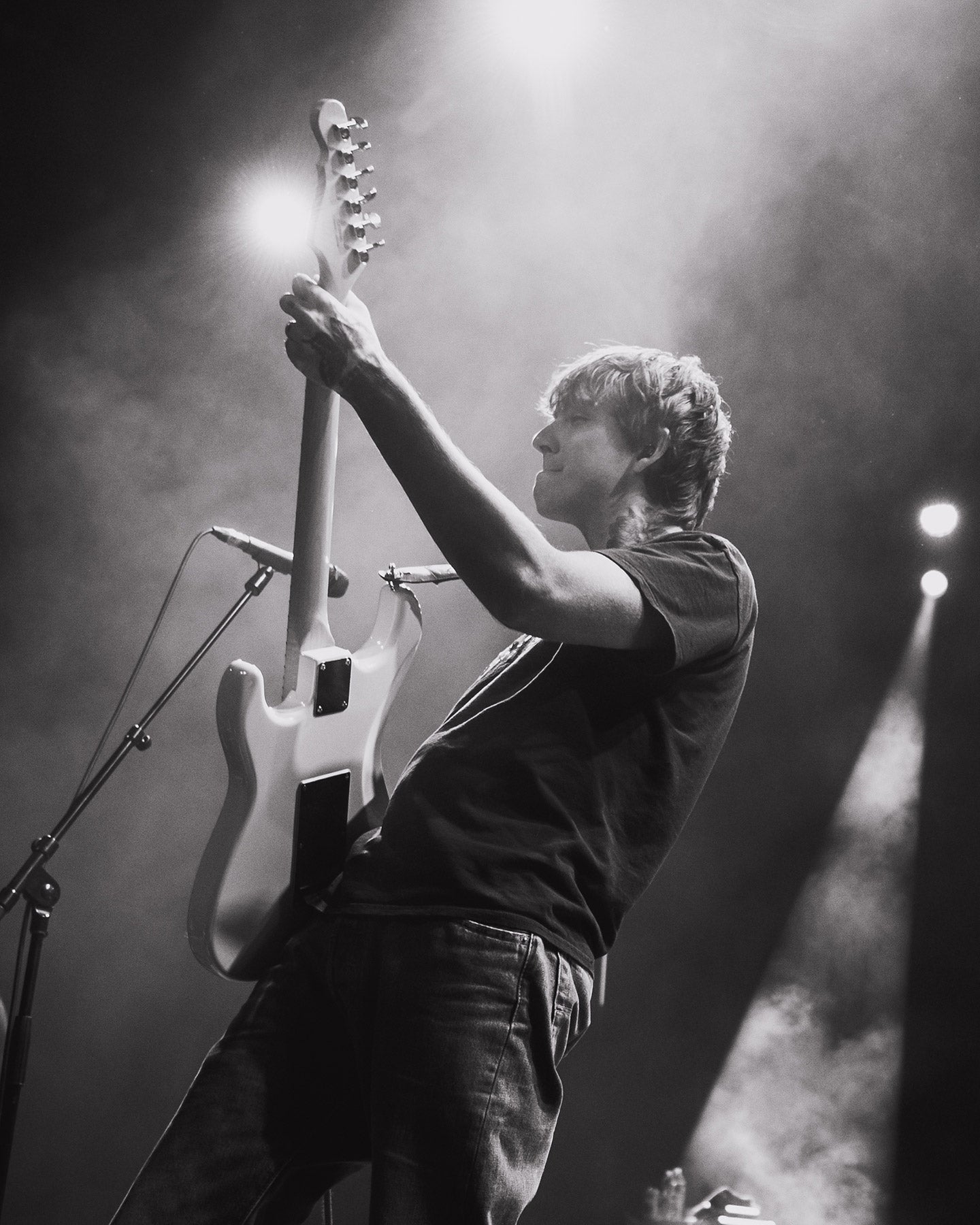 Joyce Manor headlining an arena