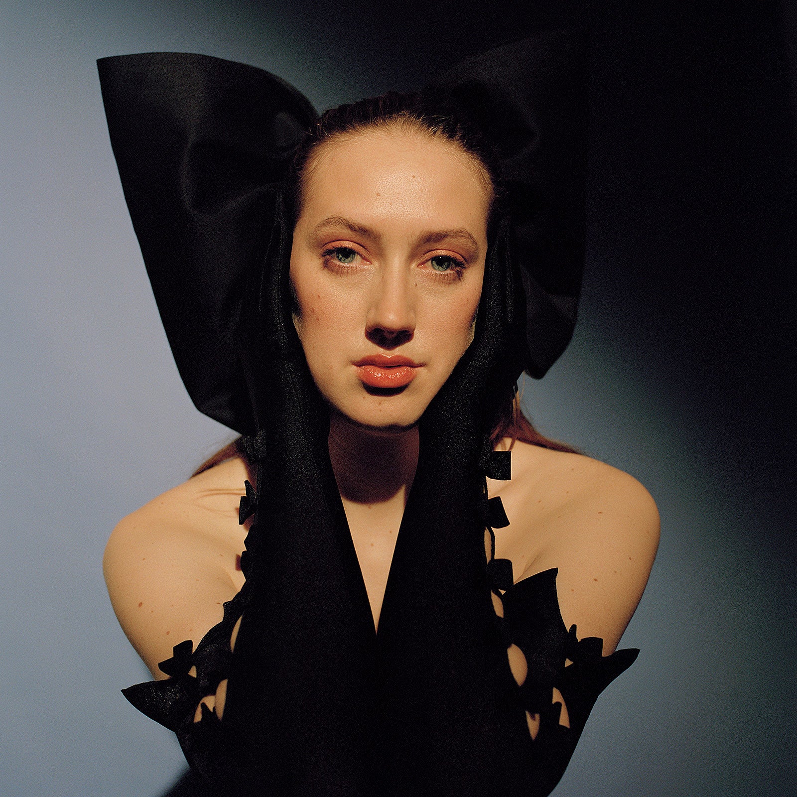 Melody English releasing debut LP; stream “Affect Me”