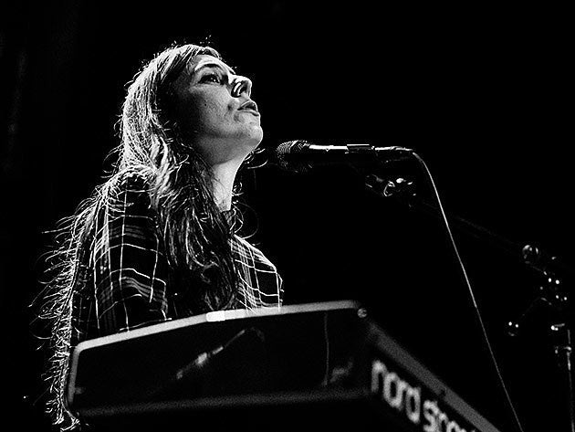 Julia Holter played Rough Trade with Motion Graphics (pics)