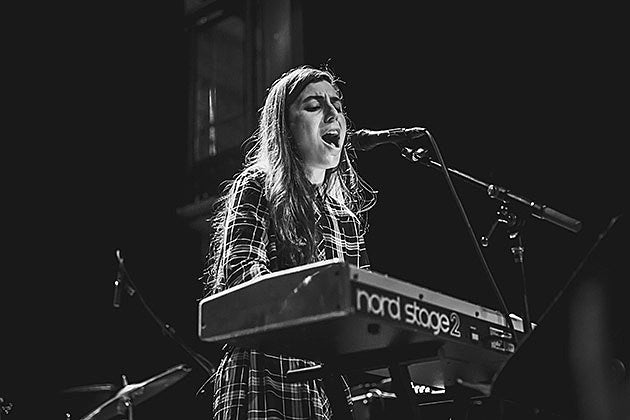 Julia Holter made a new video, touring in 2016 (dates)