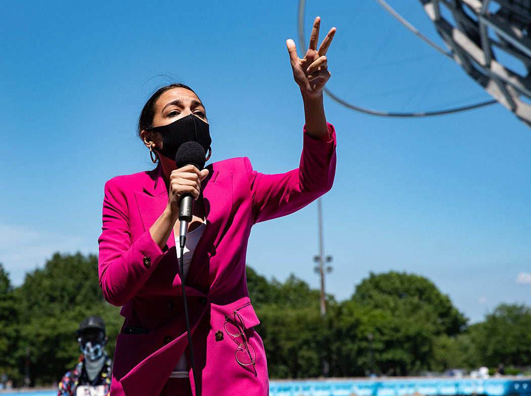 Alexandria Ocasio-Cortez helped celebrate Juneteenth in Queens (pics, video)