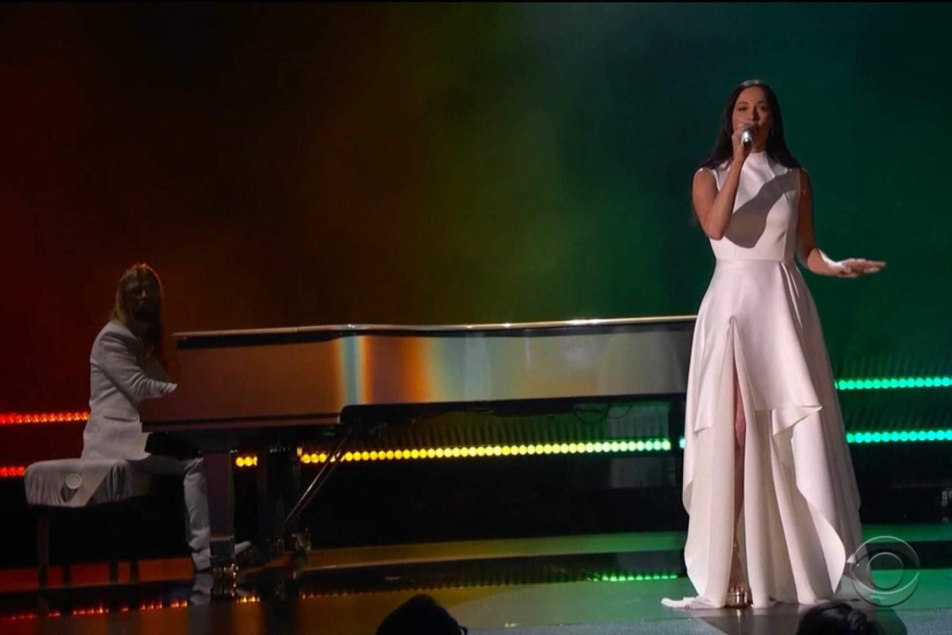 watch Kacey Musgraves play the Grammys (with Dolly Parton & solo)