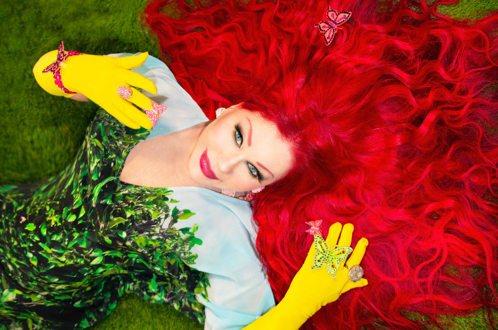 Tour news: Coldplay, Russian Circles / Pelican, Kate Pierson (B-52’s), Elvis Costello, Goldie, more