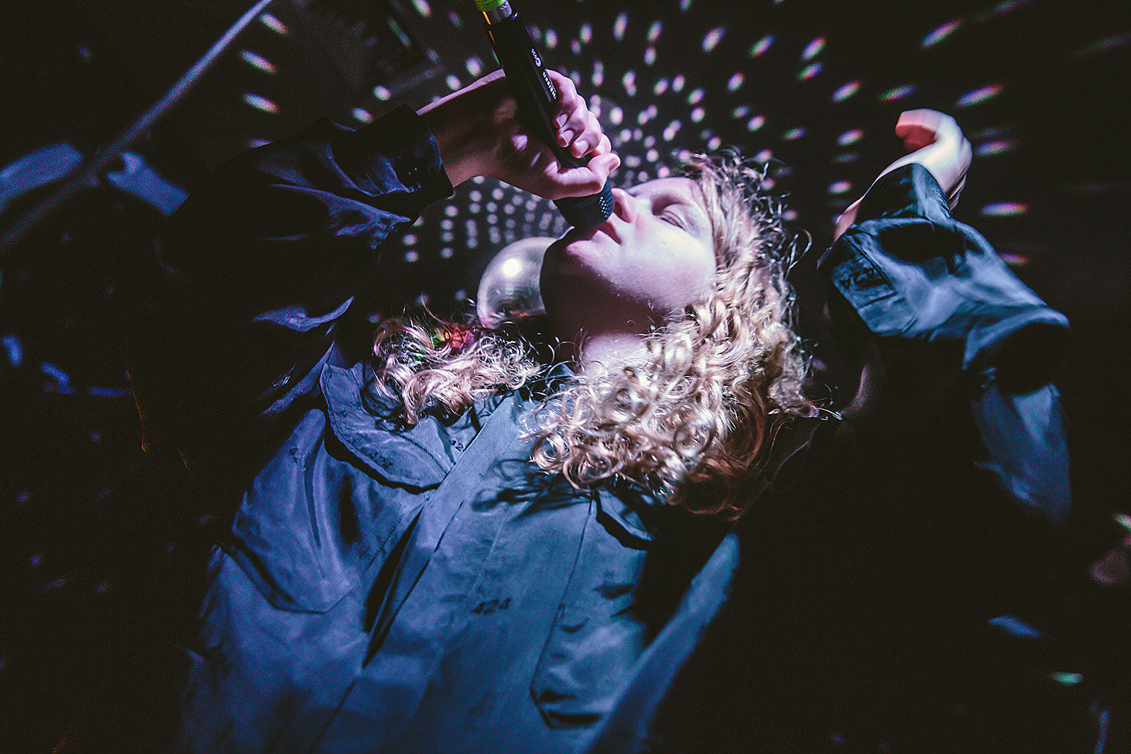 Kate Tempest performed ‘The Book of Traps and Lessons’ at Berlin (pics)