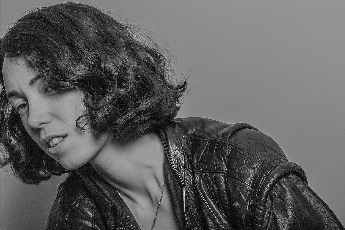 Kelly Lee Owens shares “Anxi.” featuring Jenny Hval, announces debut album