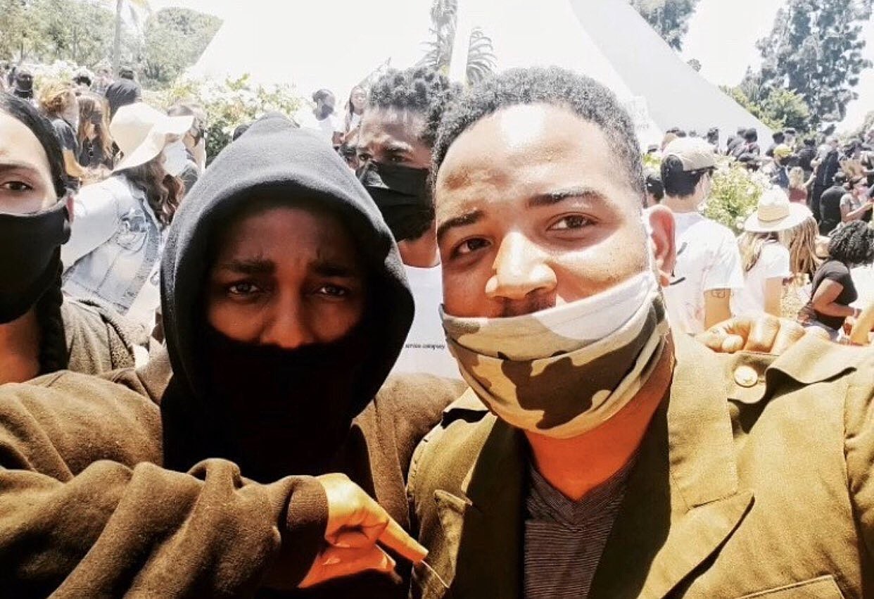 Kendrick Lamar joins protesters in Compton