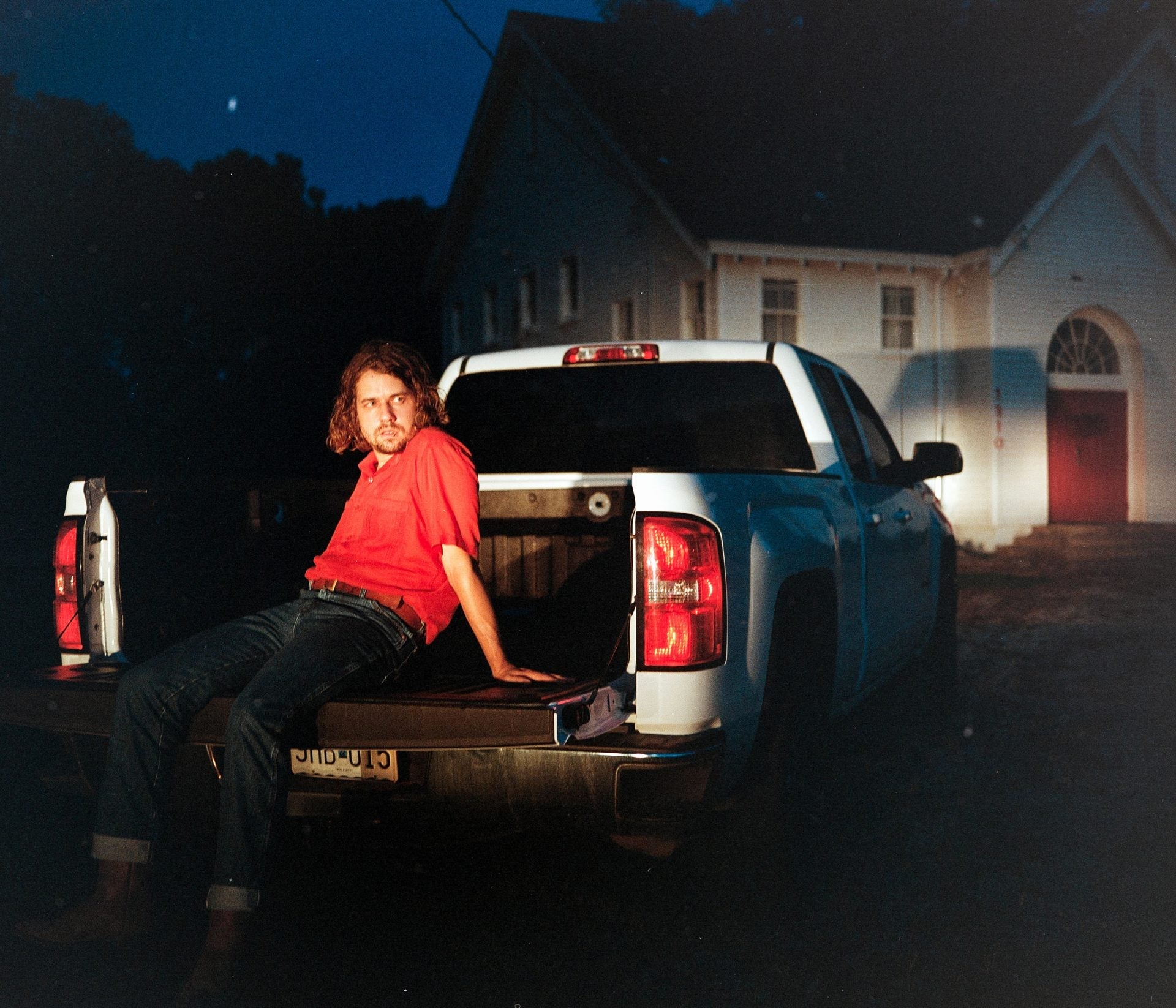 Kevin Morby shares “Wander” & “Don’t Underestimate Midwest American Sun” from new LP