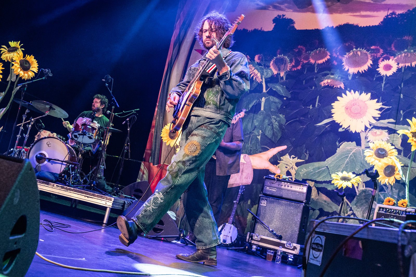 Kevin Morby may have helped the Knicks win Game 4 with Brooklyn Steel show (pics, setlist, video)