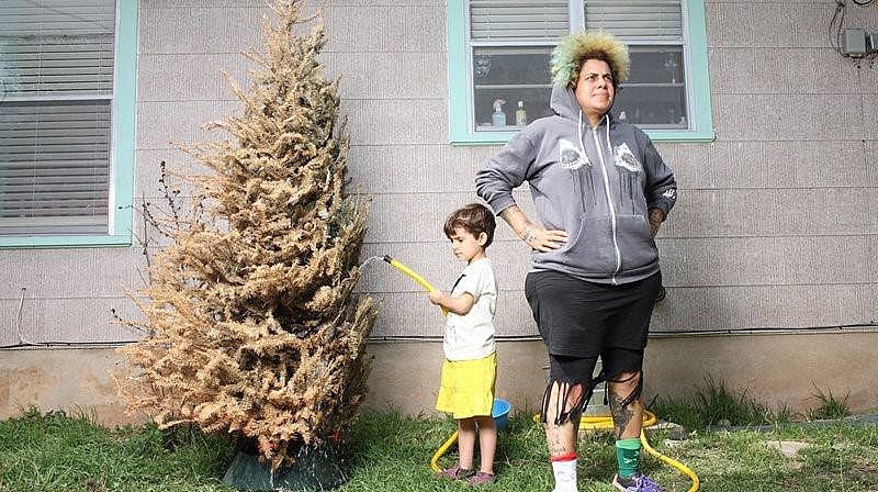 Kimya Dawson playing NY shows with Your Heart Breaks & Shellshag