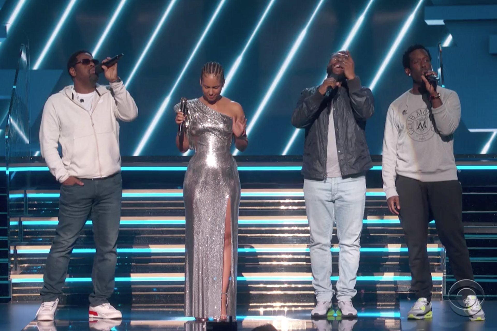 Alicia Keys & Boyz II Men open Grammys ceremony with Kobe Bryant tribute