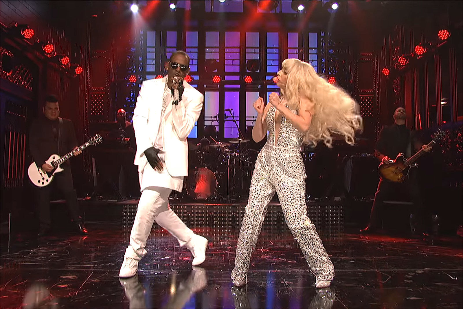 Lady Gaga apologizes for R Kelly collab, removed song from streaming services