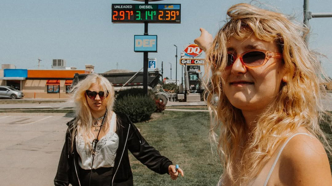 Lambrini Girls announce North American tour with Party Dozen