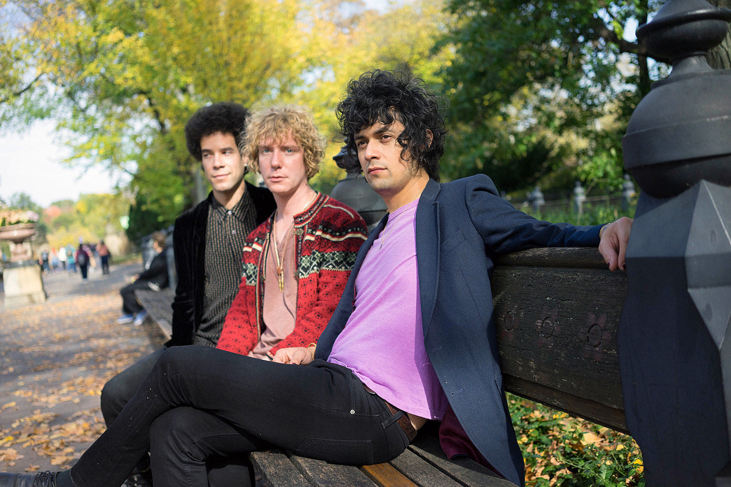 Las Rosas ready new 7″ (listen), playing shows