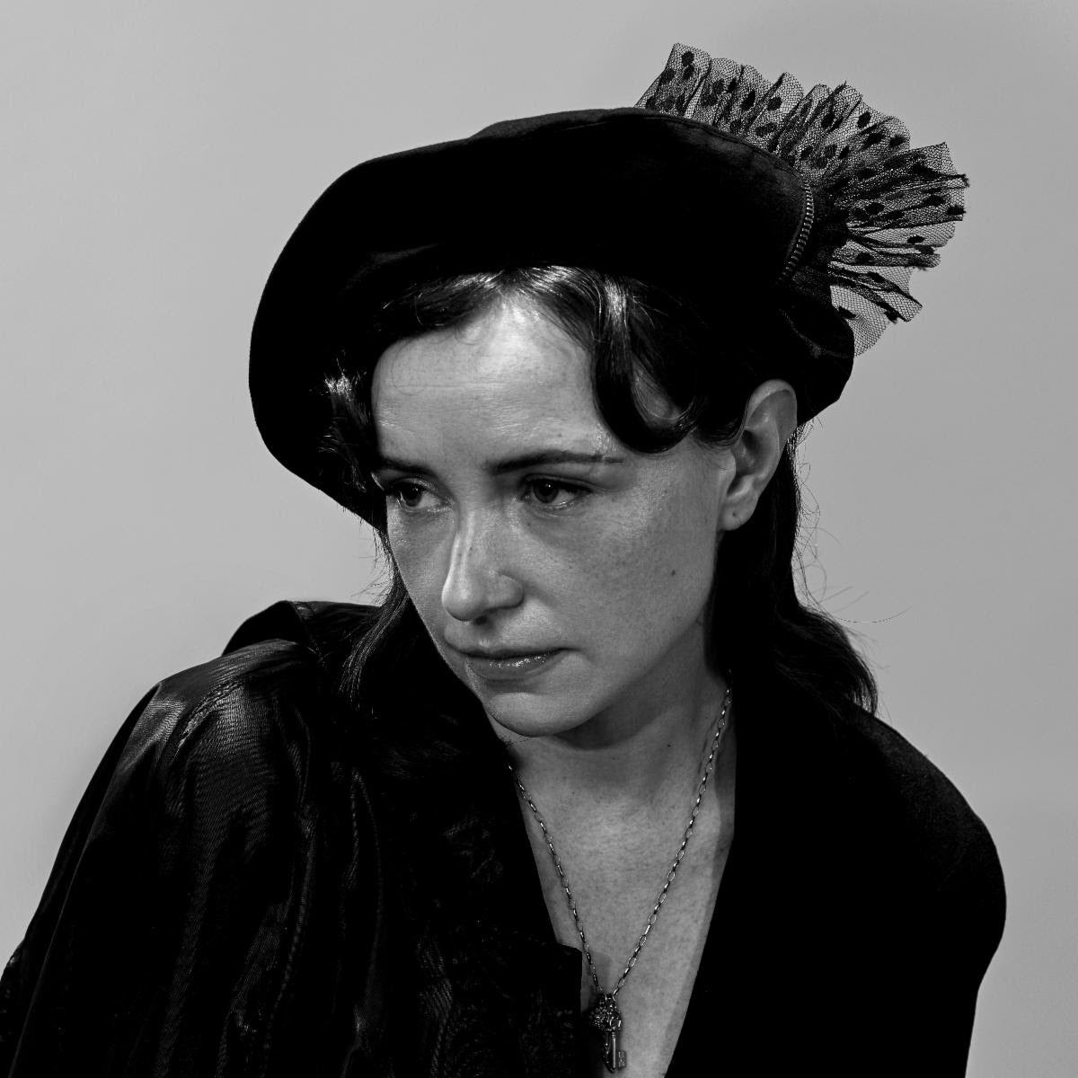 Laura Groves (fka Blue Roses) taps Sampha for “D 4 N” off first album in 14 years