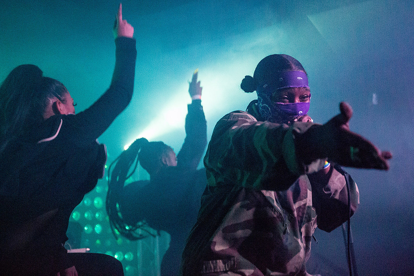 Leikeli47 took requests and danced with fans at Baby’s All Right (pics)