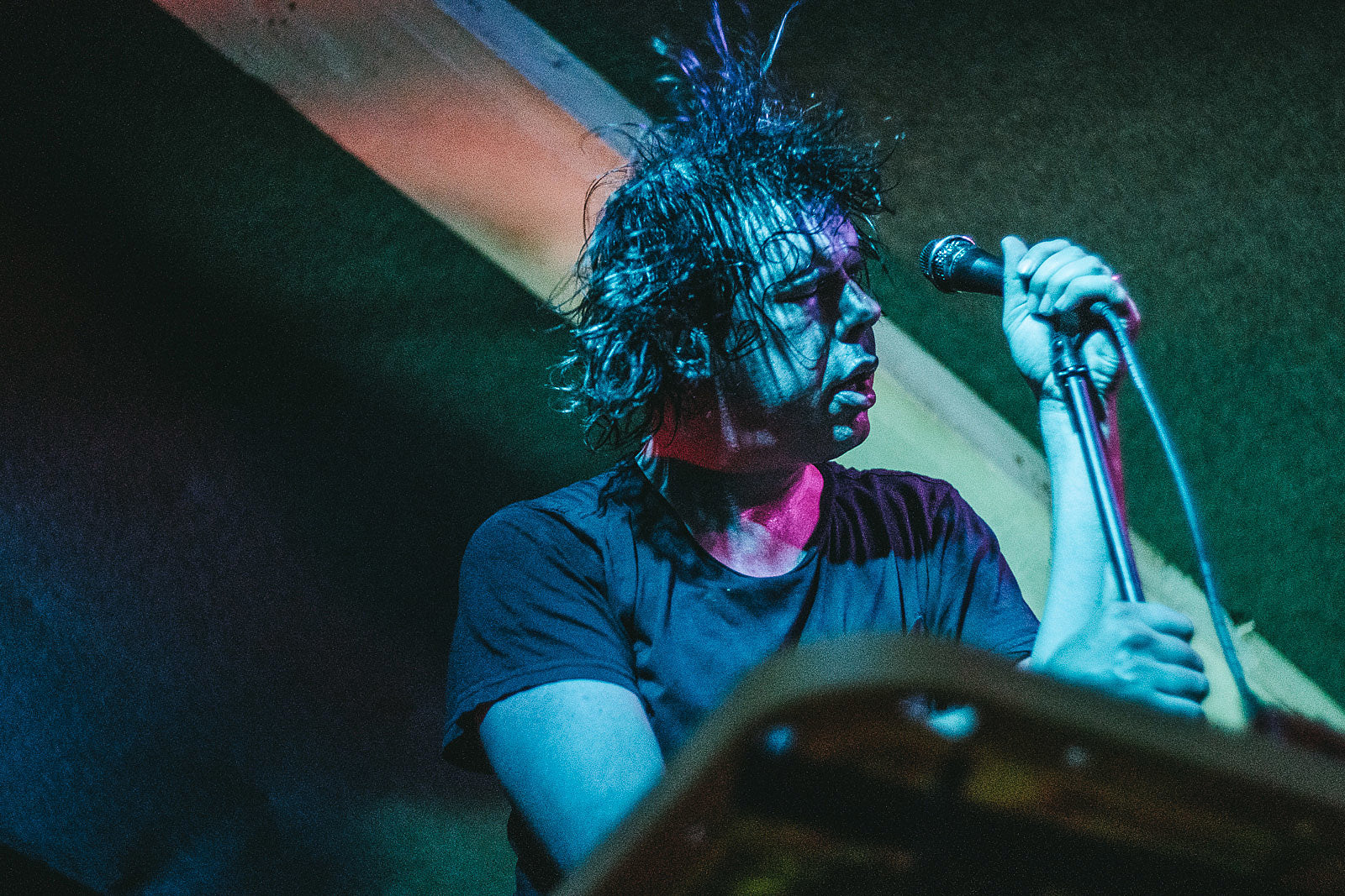 Liars played a surprise tour warm-up show at Alphaville (pics, setlist, review)
