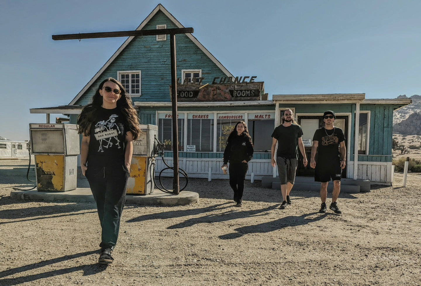 Stream Like Roses’ two-song single & catch them on tour with awakebutstillinbed & Stay Inside