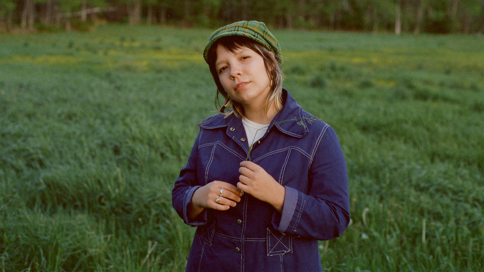 Lily Seabird announces new LP ‘Lightspheres on Their Way,’ shares “Election Day”