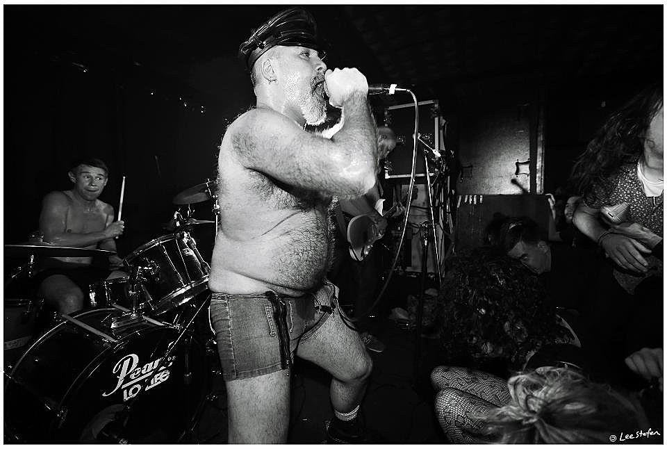 Limp Wrist & Lebenden Toten announce NYC shows