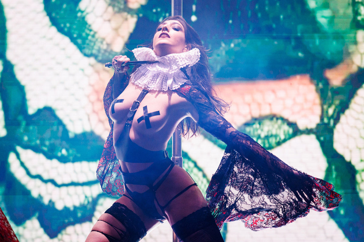 Little Miss Nasty brought burlesque to NYC’s Paradise Club (pics)