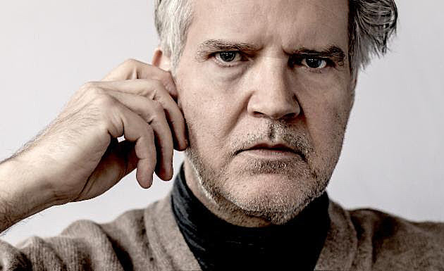 Lloyd Cole shares “The Over Under” video directed by John Wood and Paul Harrison