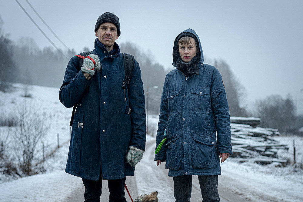 Lost Girls (Jenny Hval & Håvard Volden) announce debut LP (stream “Menneskekollektivet”)