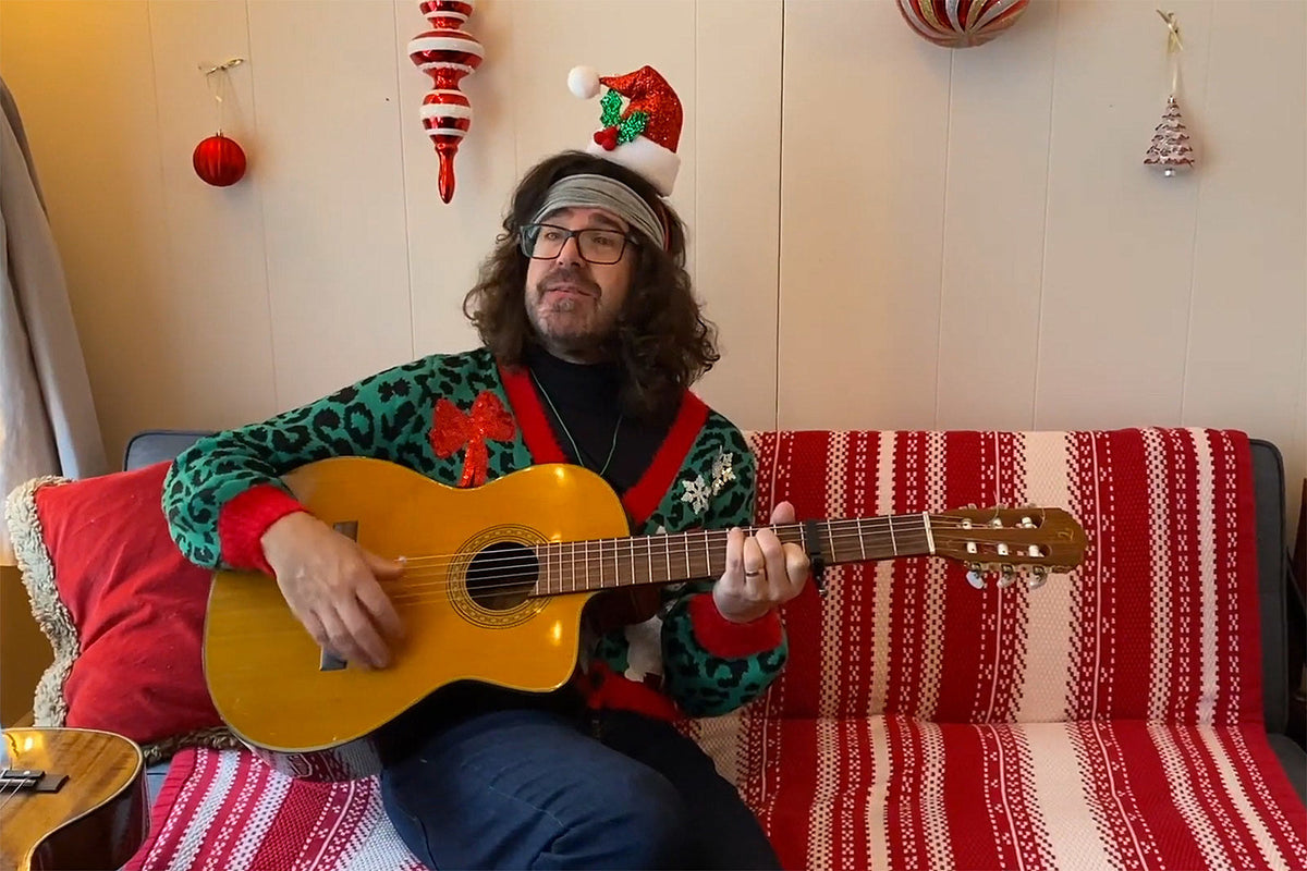 Watch Lou Barlow cover Kacey Musgraves’ “Glittery”