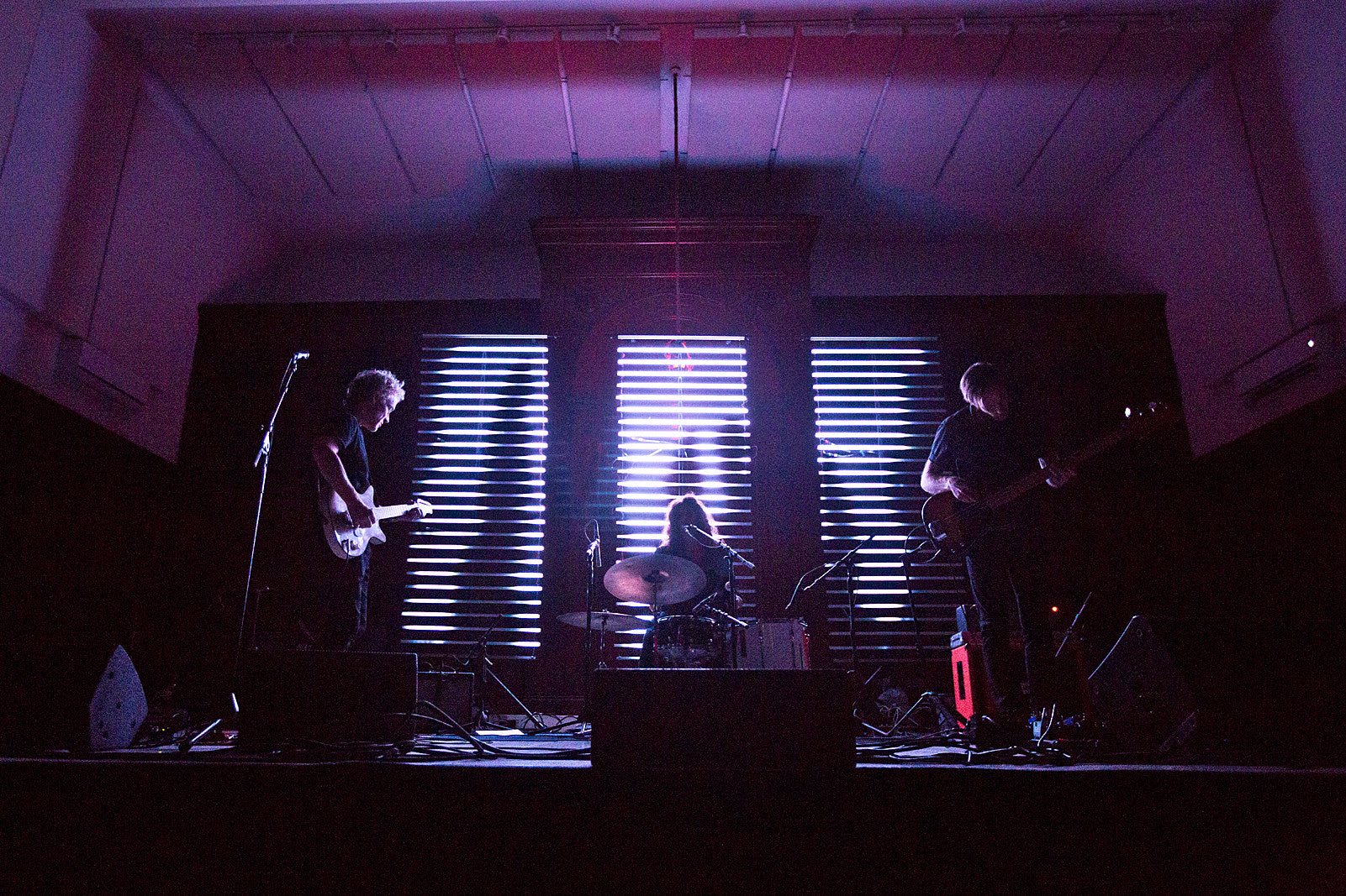 Low played a serene set at Murmrr Theatre (pics)
