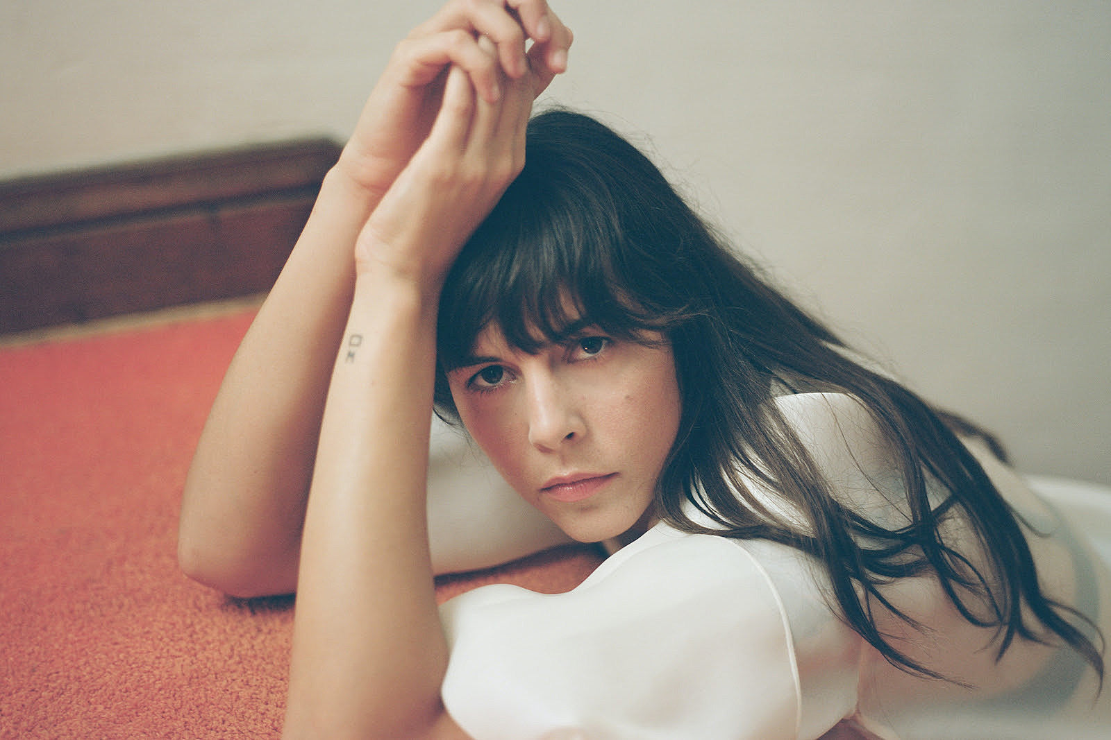 Madi Diaz signs to ANTI-, releases new song “Man In Me”
