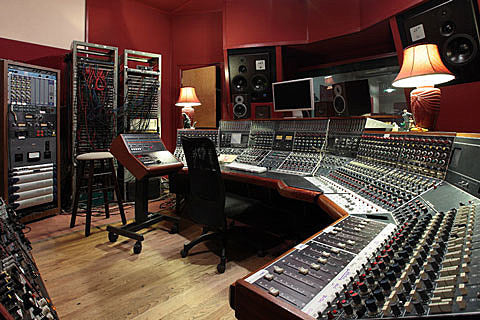 NYC recording studio The Magic Shop may be the latest victim of NYC real estate market
