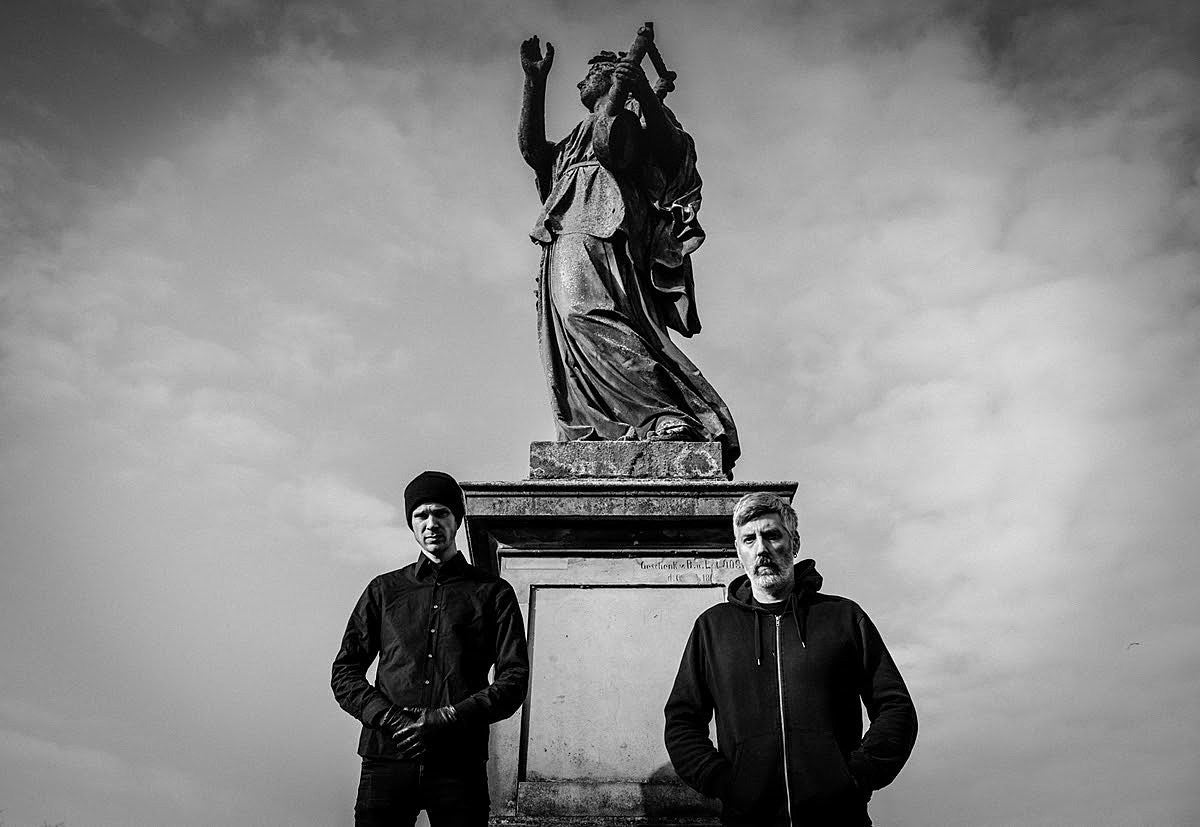 MANTAR share Mazzy Star cover off ’90s covers LP (also w/ Sonic Youth, L7, Jesus Lizard & more)