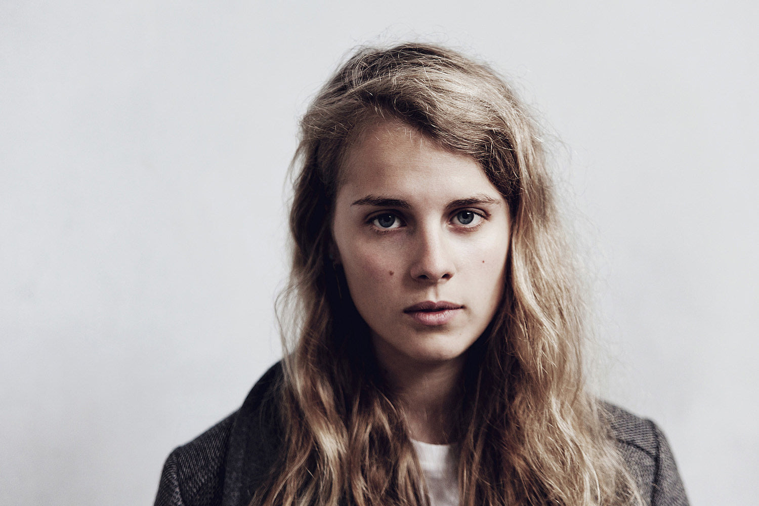 check out Marika Hackman who will be playing SXSW this year