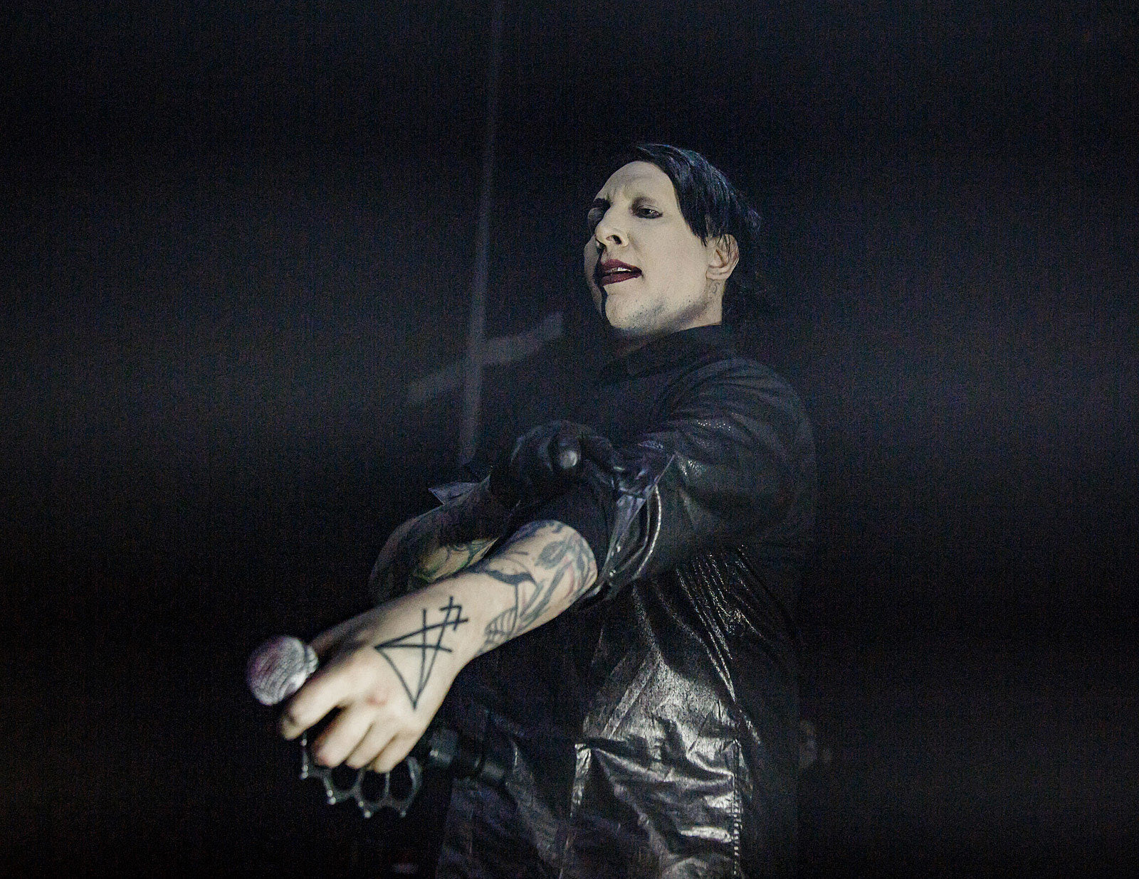 Marilyn Manson played Chicago’s Riviera Theatre (pics, videos, setlist)