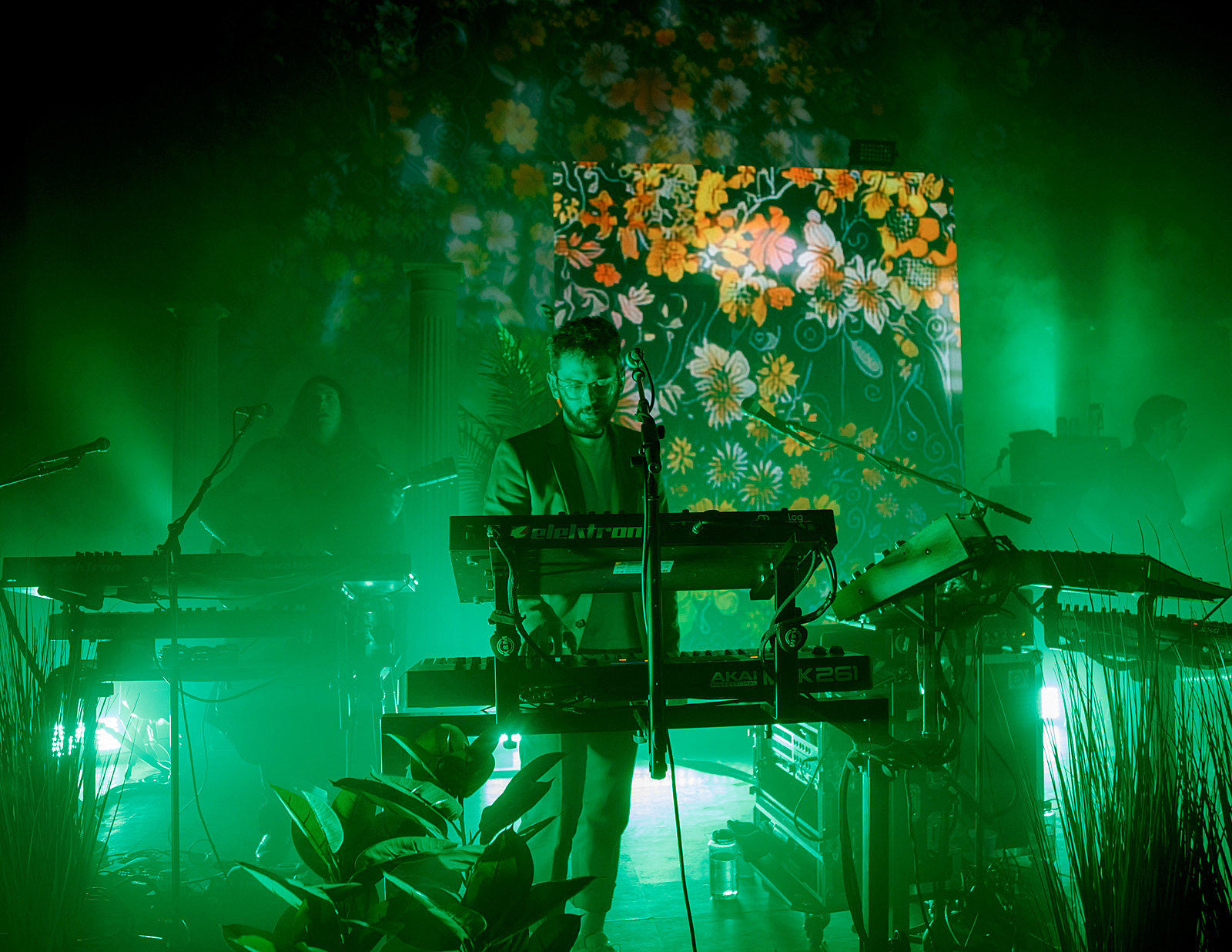 MGMT brought the ‘Little Dark Age’ tour to Riviera Theatre (pics, setlist)