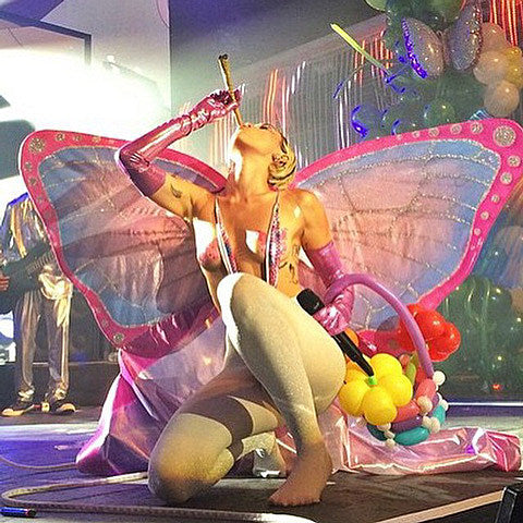 The Flaming Lips played Levitation fest (pics, setlist), joined Miley Cyrus at Adult Swim party at Terminal 5 for new song