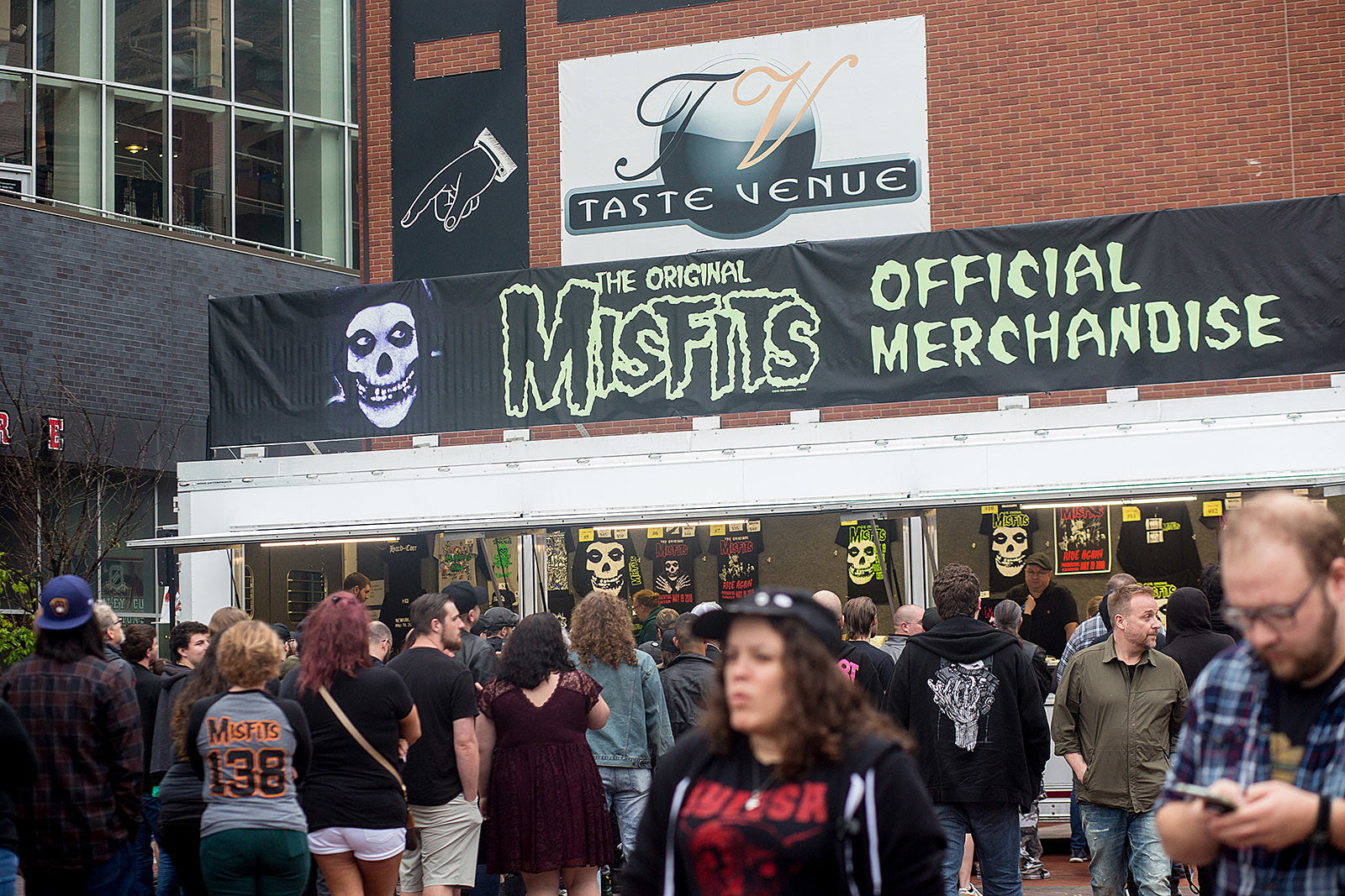 The Original Misfits teasing Chicago show?