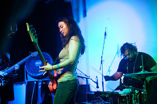 Mitski, Elvis Depressedly & Eskimeaux played 2 NYC shows (pics from Palisades w/ Normal Person)